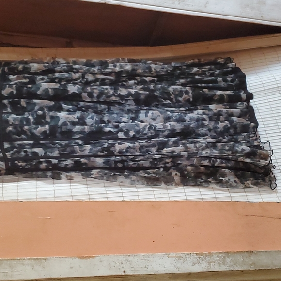 Roaman's Multicolor Abstract Aztek dress. Size 20. - Picture 6 of 6